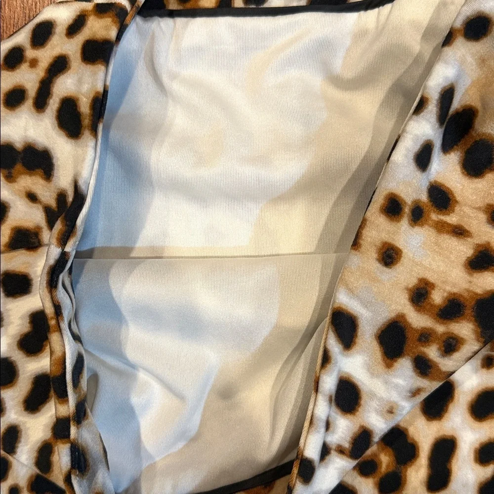 Size 2P Worthington Leopard Print Pencil Skirt Side Slit